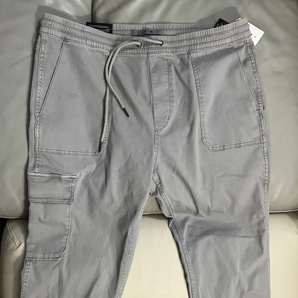 NWT - Joe's Jeans Men's Cargo Pocket Drawstring Joggers - Size XL - Picture 6 of 10